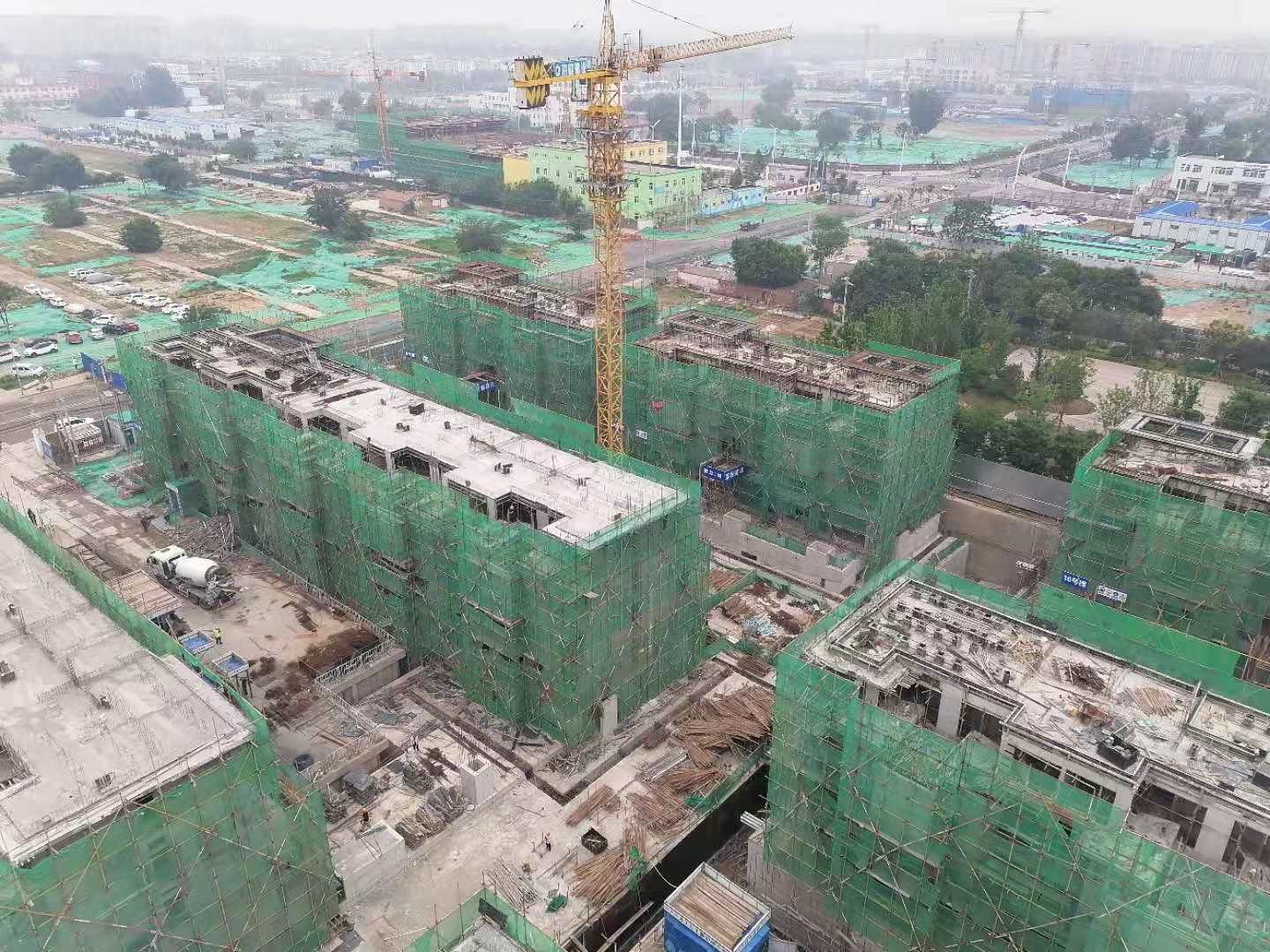 “强经营、精管理、促转型、谋发展，以优异成绩迎接建党百年”京能·丽墅项目提前16天实现主体结构全部封顶