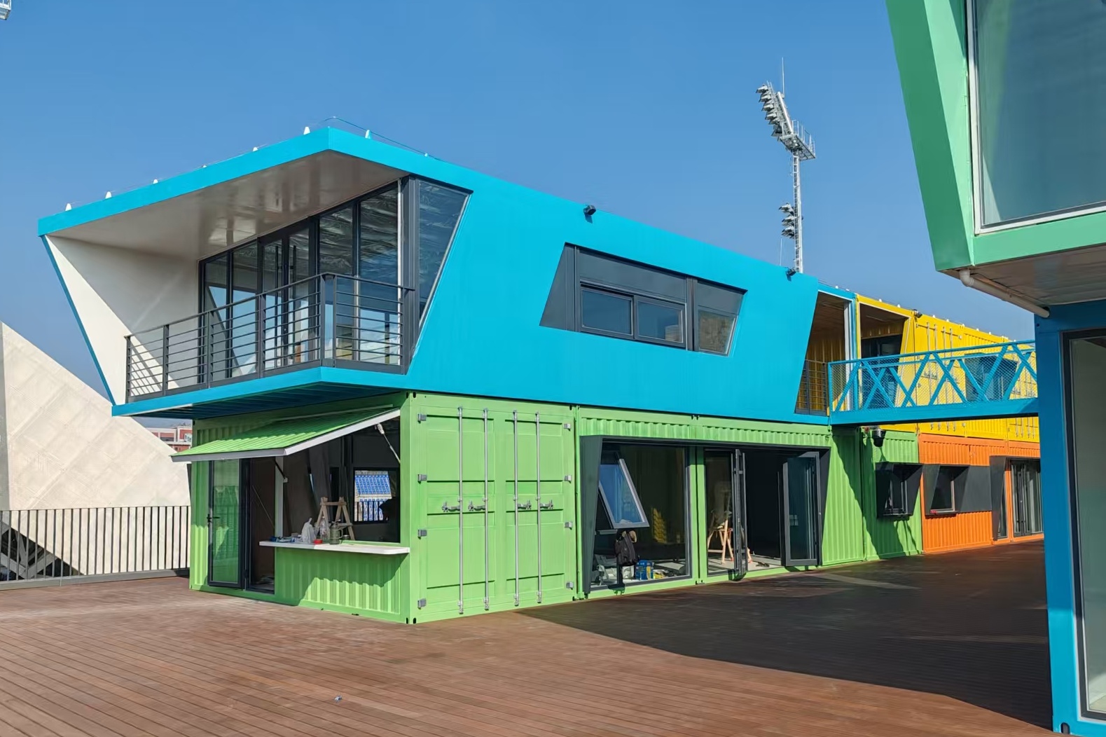 再次联袂 聚力前行